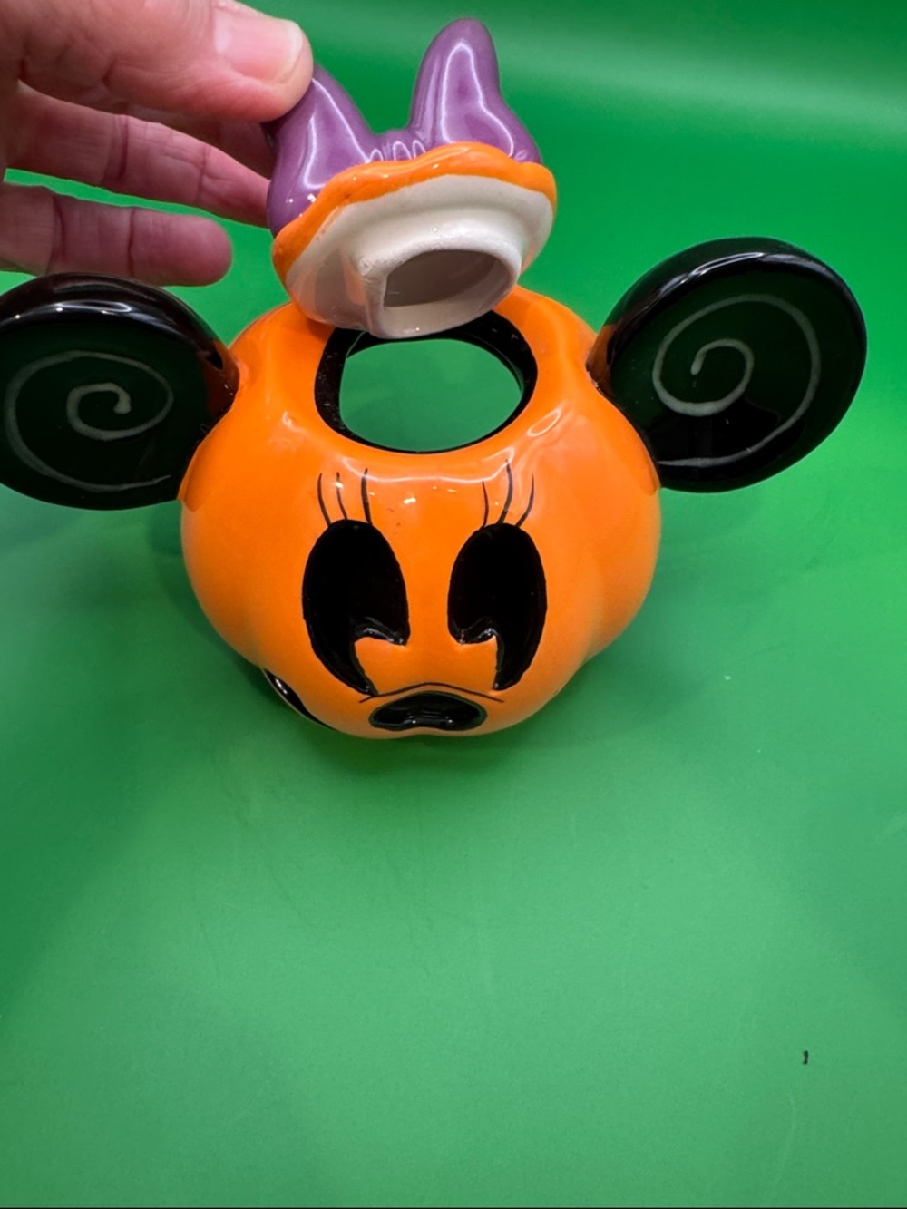 Disney Halloween Minnie Mouse Pumpkin Tea Light Holder - Picture 5 of 5